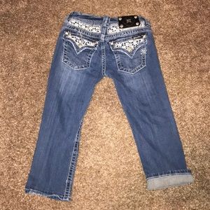 Miss me cuffed capris